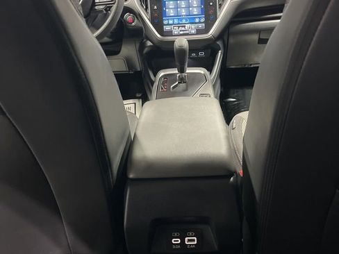 Used 2024 Subaru Crosstrek 2.0i Premium image 32