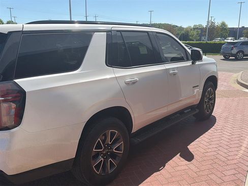 Used 2023 Chevrolet Tahoe Z71 w/ Luxury Package image 12