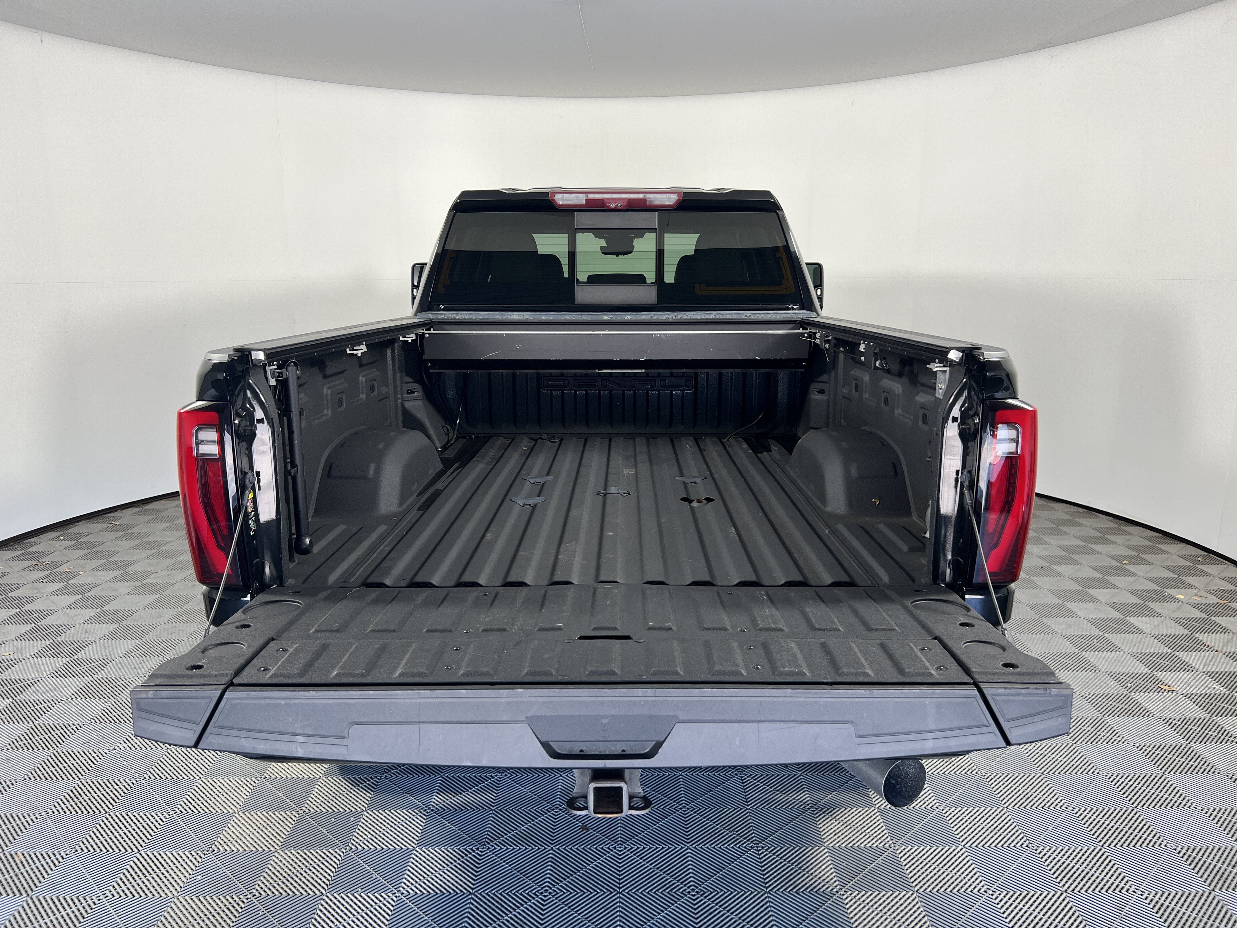 Used 2024 GMC Sierra 2500 Denali w/ Denali Reserve Package AWD/4WD image 19