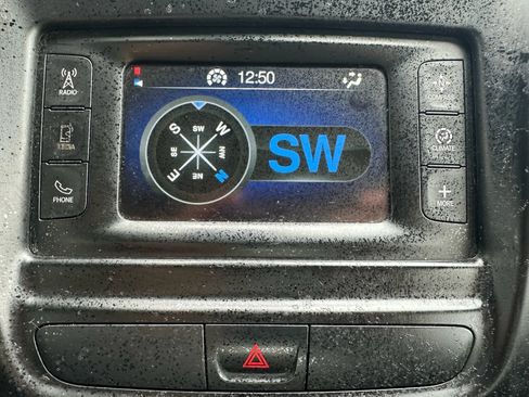 Used 2015 Chrysler 200 Limited w/ Convenience Group FWD image 15