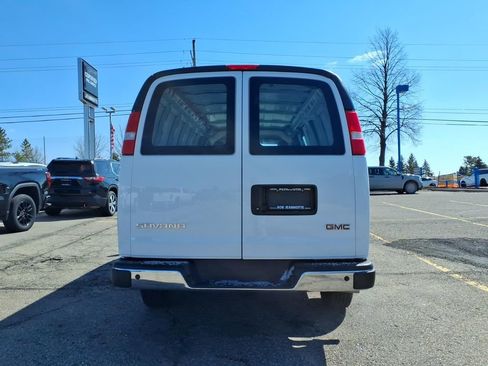 Certified 2025 GMC Savana 2500 Extended w/ Driver Convenience Package RWD image 6