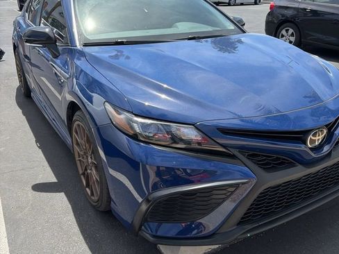 Used 2023 Toyota Camry SE FWD image 2