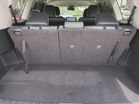 Used 2024 Toyota Grand Highlander XLE image 11