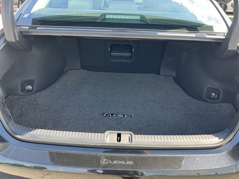 Used 2024 Lexus ES 300h Ultra Luxury w/ Accessory Package (Z2) FWD image 11
