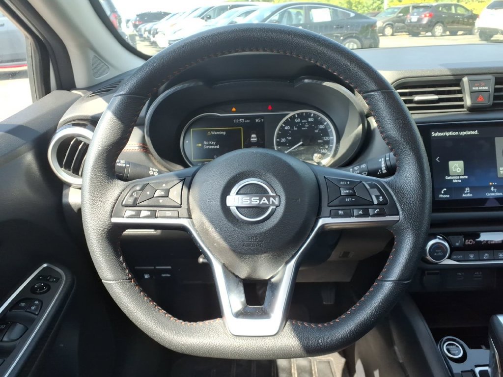 Used 2024 Nissan Versa SR FWD image 9