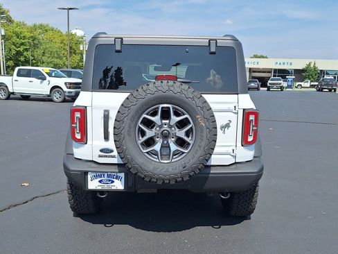 New 2025 Ford Bronco Badlands image 23
