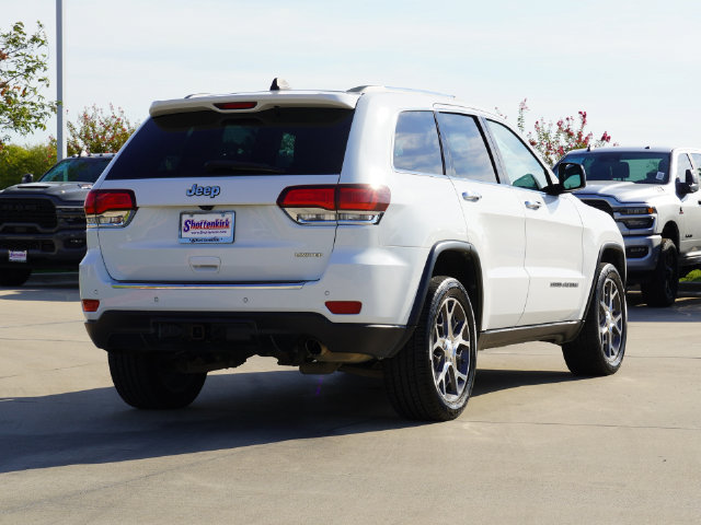 Used 2020 Jeep Grand Cherokee Limited w/ Luxury Group II RWD image 17