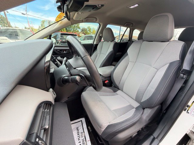 Used 2024 Subaru Outback Premium AWD/4WD image 10