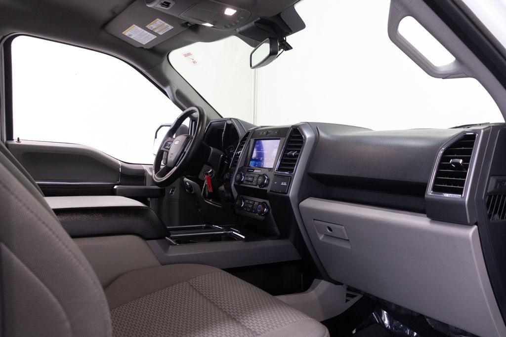 Used 2019 Ford F150 XLT w/ Equipment Group 302A Luxury AWD/4WD image 22