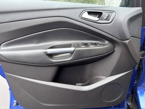 Used 2018 Ford Escape SEL w/ SEL Sport Appearance Package image 16