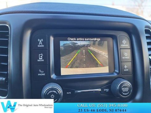 Used 2018 Jeep Compass Latitude image 16