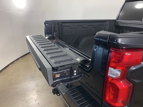 Used 2024 Chevrolet Silverado 1500 RST image 12