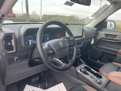 New 2025 Ford Bronco Sport Outer Banks w/ Sasquatch Outer Banks Package image 9