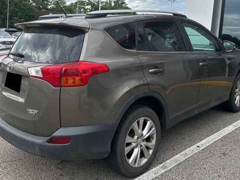 Used 2014 Toyota RAV4 Limited w/ Technology Package AWD/4WD image 4