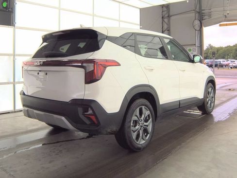 Used 2026 Kia Seltos LX FWD image 9