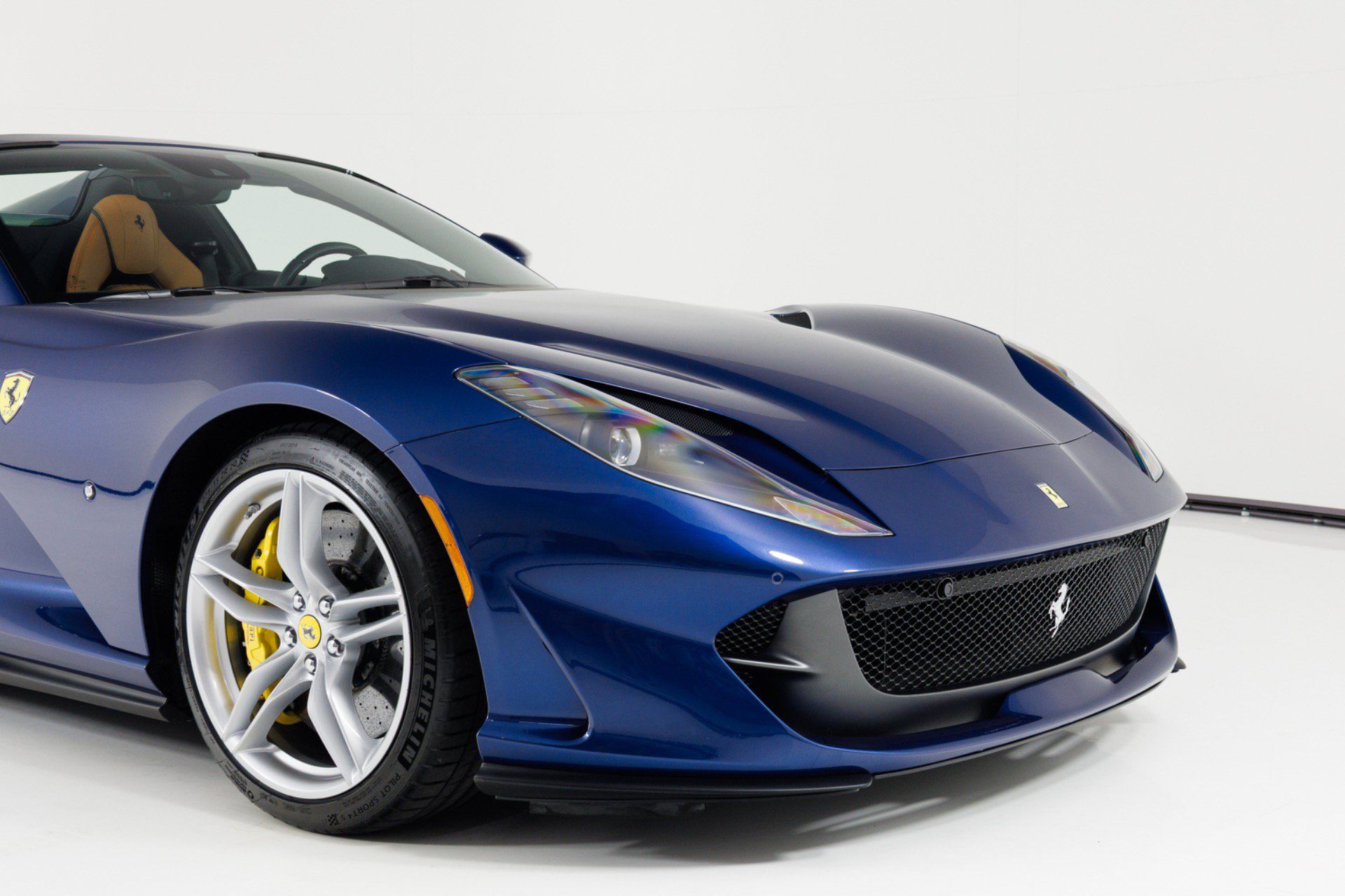 Used 2021 Ferrari 812 GTS RWD image 59