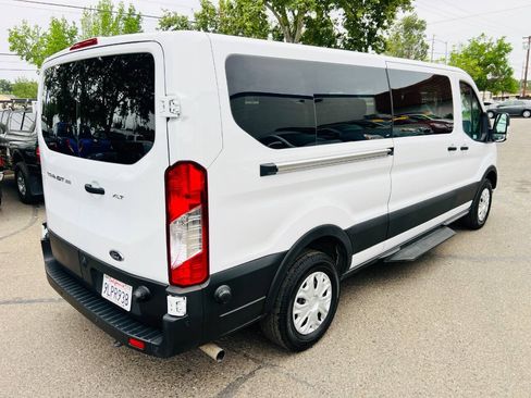Used 2024 Ford Transit 350 XLT RWD image 3