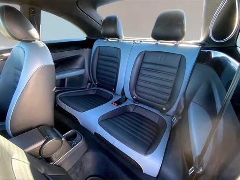 Used 2014 Volkswagen Beetle R-Line image 24