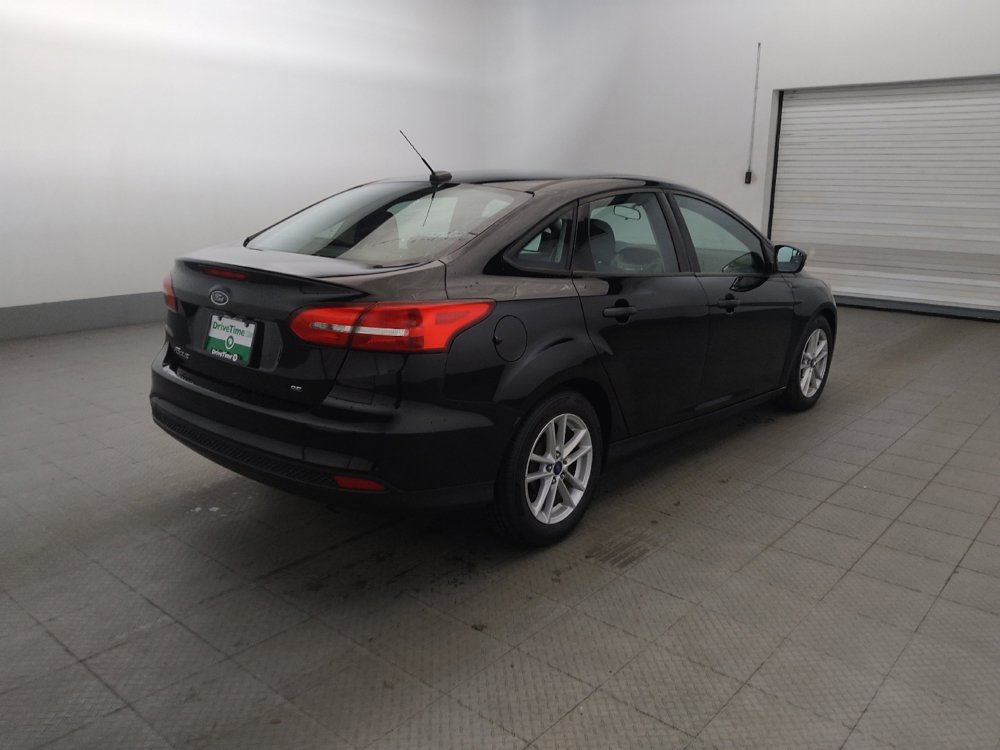 Used 2017 Ford Focus SE FWD image 9