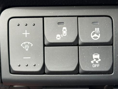 Used 2018 Kia Soul ! w/ Tech Package FWD image 8