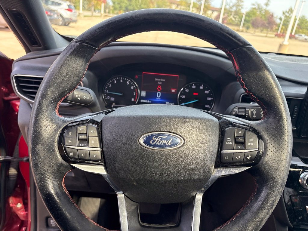 Used 2022 Ford Explorer ST-Line w/ Class IV Trailer Tow Package AWD/4WD image 14
