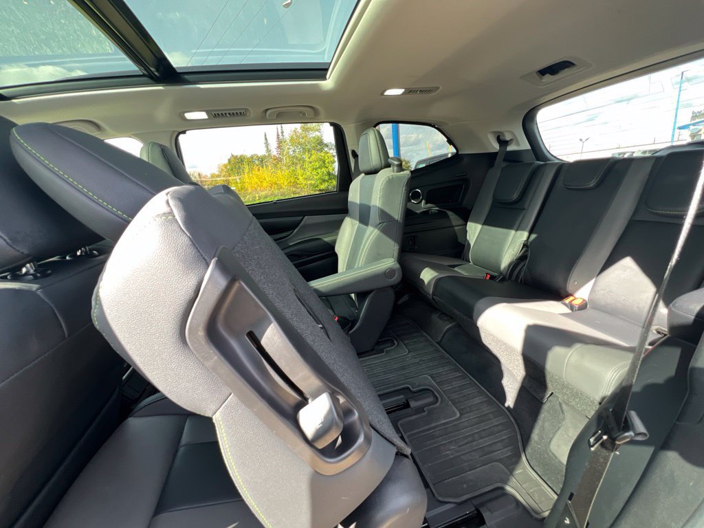 Used 2023 Subaru Ascent Onyx Edition Limited AWD/4WD image 14