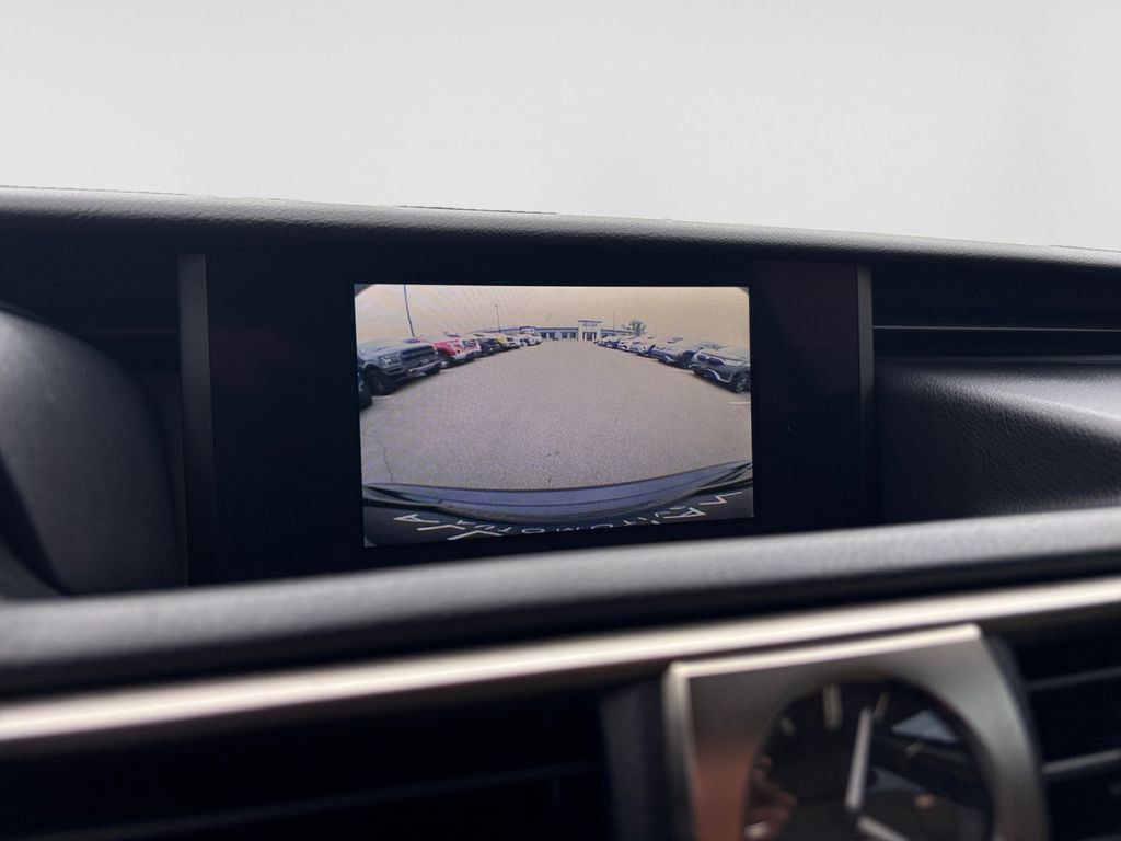 Used 2019 Lexus IS 300 w/ Premium Package RWD image 22