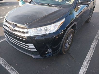 Used 2019 Toyota Highlander XLE