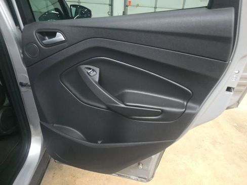 Used 2014 Ford Escape Titanium FWD image 8
