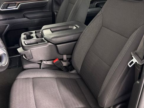 Used 2025 Chevrolet Silverado 1500 LT image 13