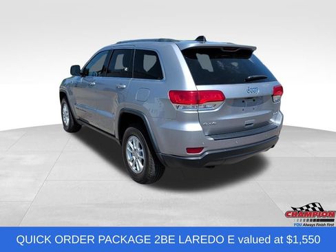 Used 2019 Jeep Grand Cherokee Laredo AWD/4WD image 3