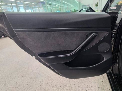 Used 2022 Tesla Model 3 Standard Range RWD image 24