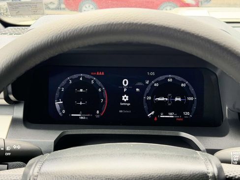 Used 2024 Toyota Tacoma TRD Sport AWD/4WD image 12