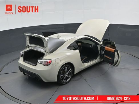 Used 2016 Scion FR-S image 38