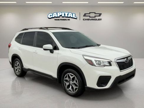 Used 2019 Subaru Forester Premium image 7