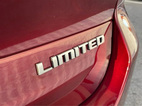 New 2025 Jeep Grand Cherokee L Limited image 10