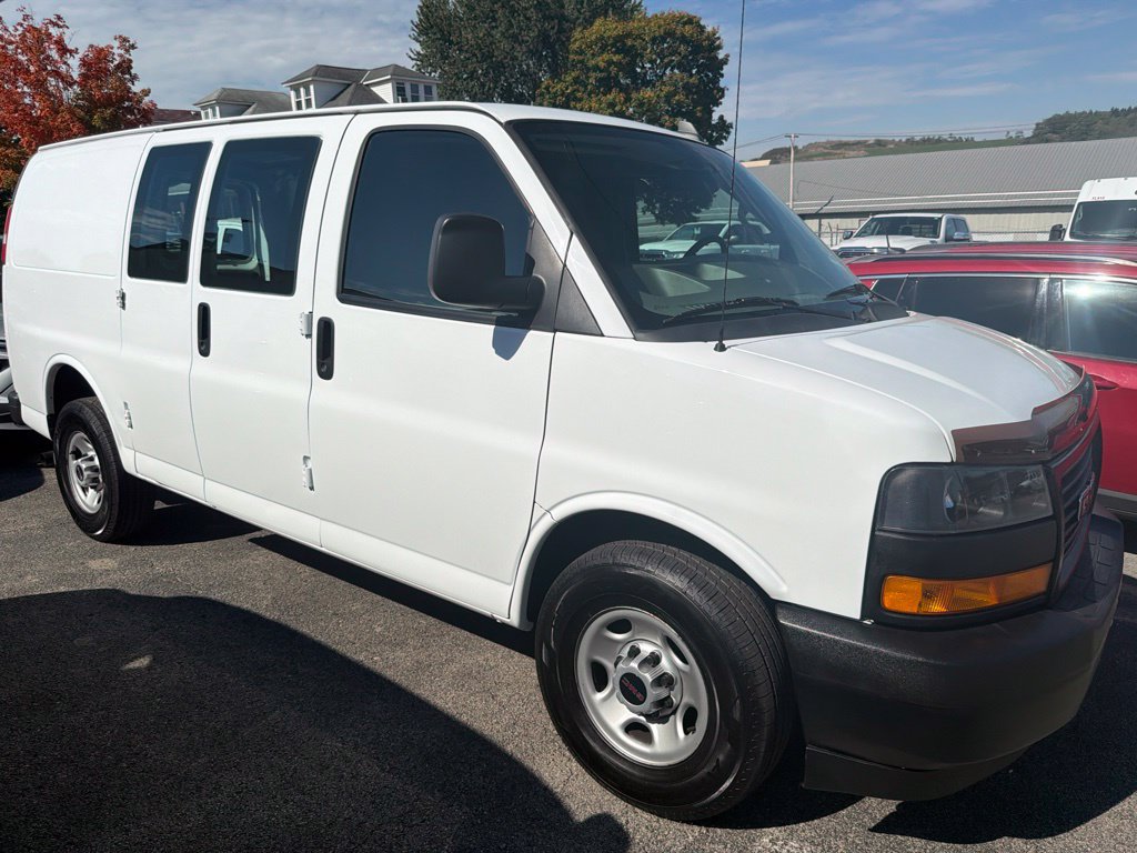 Used 2019 GMC Savana 2500 RWD image 12