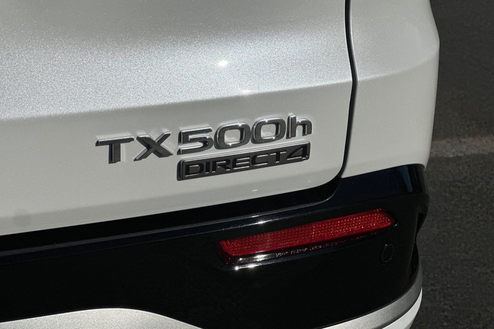 Certified 2026 Lexus TX 500h AWD w/ Technology Package image 40
