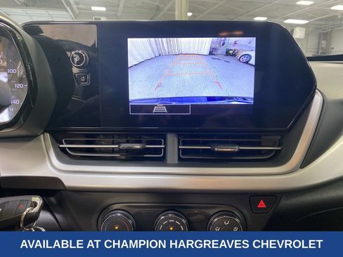 Used 2024 Chevrolet Trax LS FWD image 19