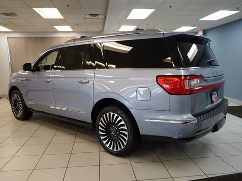 Used 2021 Lincoln Navigator L Black Label w/ Cargo Convenience Package image 8