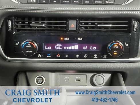 Used 2021 Nissan Rogue SL w/ Premium Package image 22