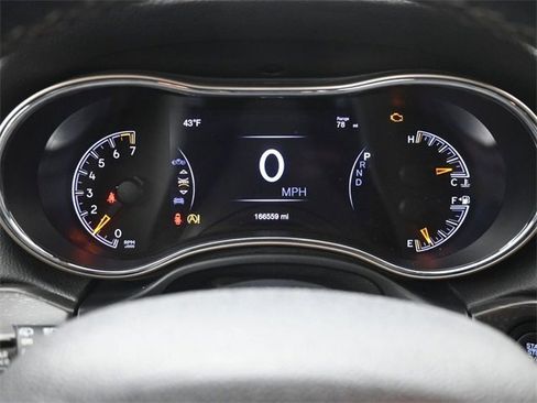 Used 2016 Jeep Grand Cherokee Limited image 30