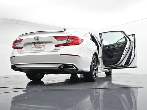 Used 2022 Honda Accord Sport image 44