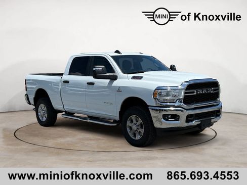 Used 2024 RAM 2500 Big Horn w/ Off Road Package AWD/4WD image 1