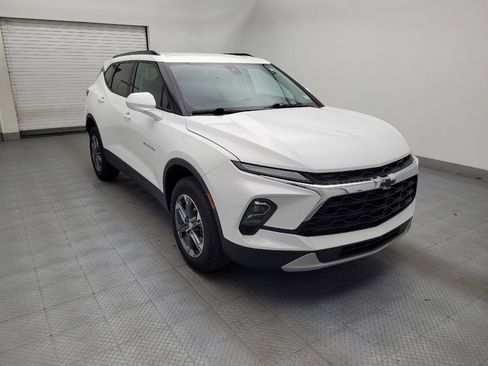 Used 2024 Chevrolet Blazer LT w/ Convenience Package FWD image 13