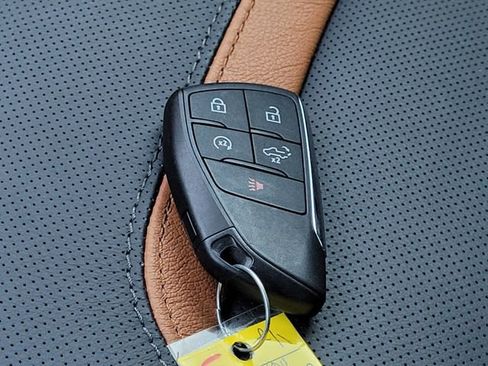 Used 2024 GMC Sierra 1500 AT4 w/ Technology Package image 25