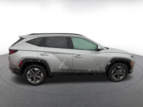 Used 2025 Hyundai Tucson SEL AWD/4WD image 16