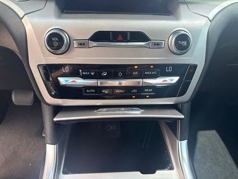 Certified 2021 Ford Explorer XLT w/ Equipment Group 202A RWD image 25