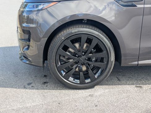 New 2026 Land Rover Range Rover Sport Dynamic SE image 34