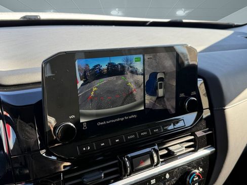 New 2025 Nissan Pathfinder SL image 27